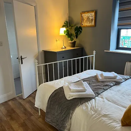 Woodquay Mews شقة *